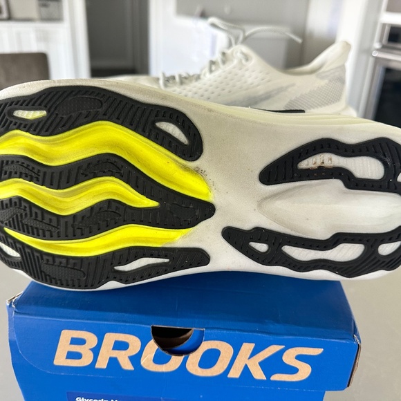 SIZE 11 - MEN'S BROOKS GLYCERIN MAX - LIKE BRAND NEW - Picture 6 of 9